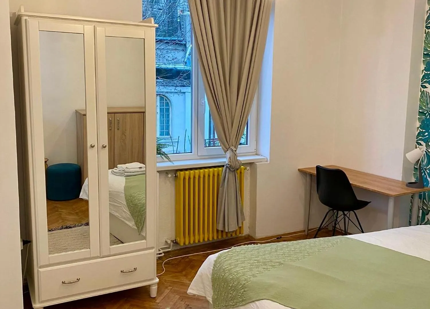 Coolkush 2U Appartement Boekarest
